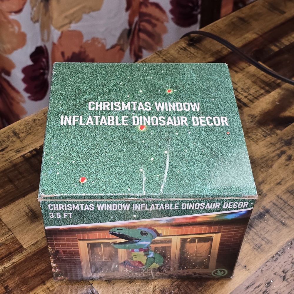 3.5' Christmas Inflatable Dinosaur Broke Out from Window, Outdoor Decor Dinosaur - Picture 5 of 6